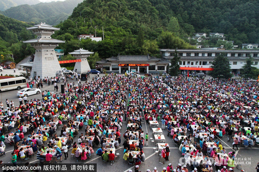 百人千人萬人宴精彩紛呈 盤點眾人分享美食盛況